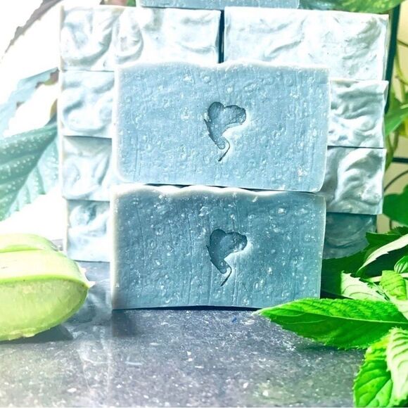 2 Aloe & Mint Soap Bars - Picture 1 of 2
